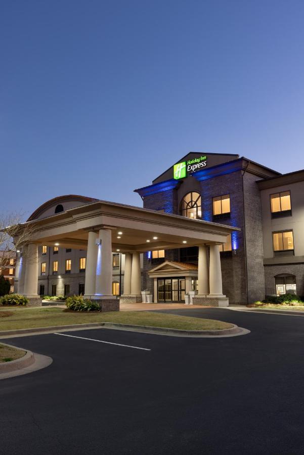 Holiday Inn Express Hotel & Suites Opelika Auburn By Ihg Bagian luar foto