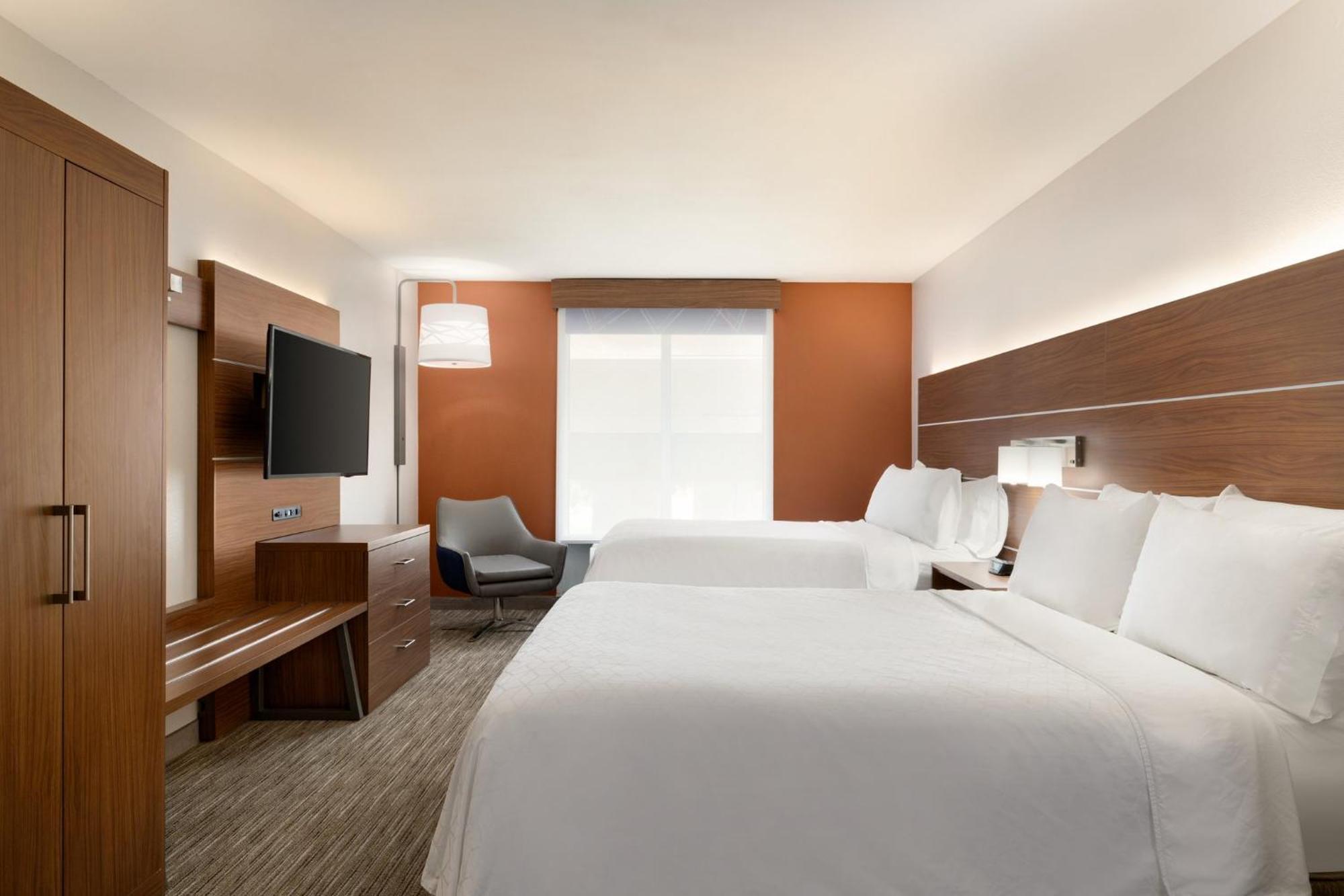 Holiday Inn Express Hotel & Suites Opelika Auburn By Ihg Bagian luar foto